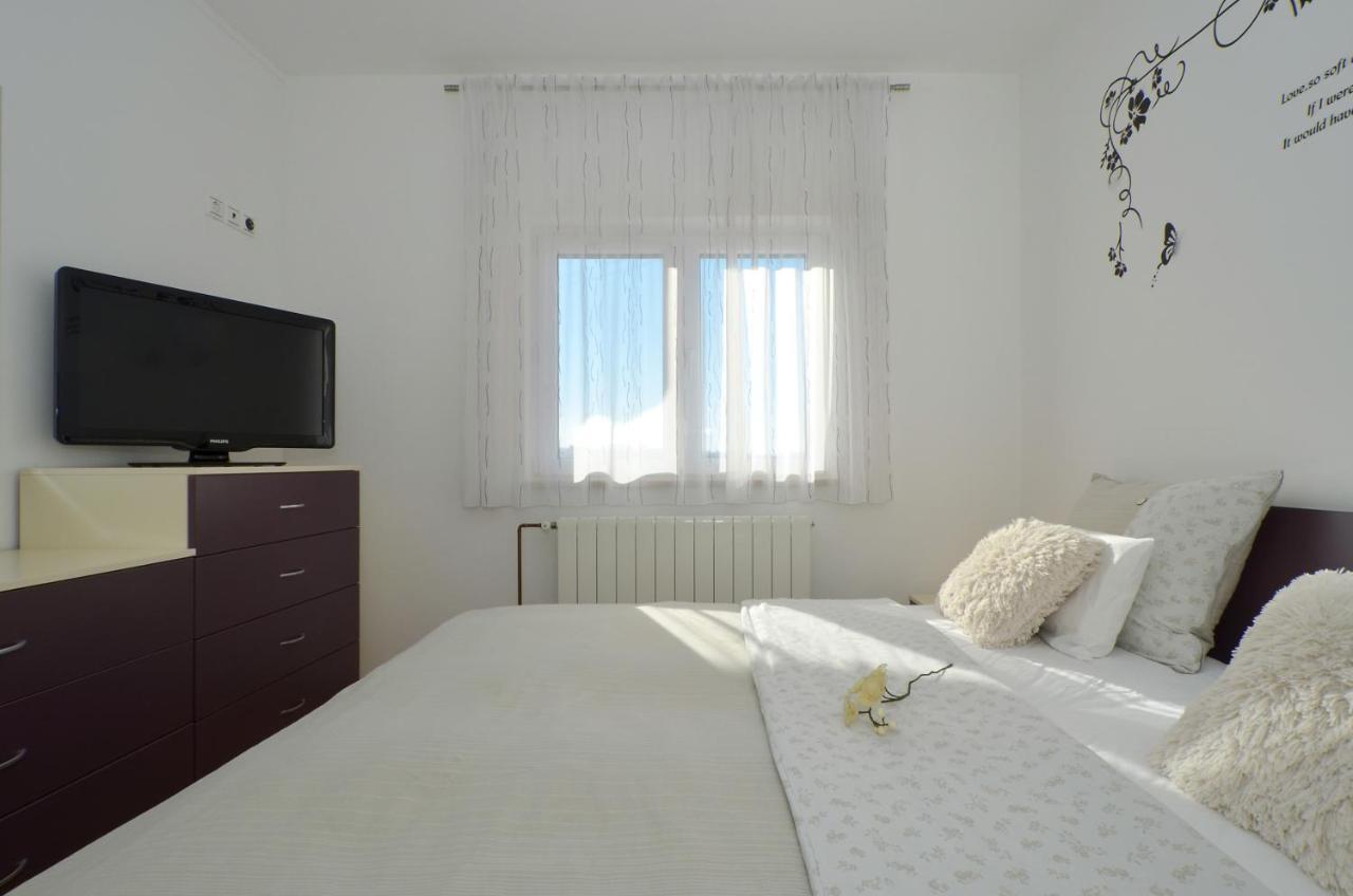 Apartmani Adela Solin Ngoại thất bức ảnh