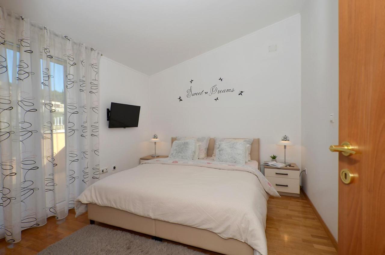 Apartmani Adela Solin Ngoại thất bức ảnh