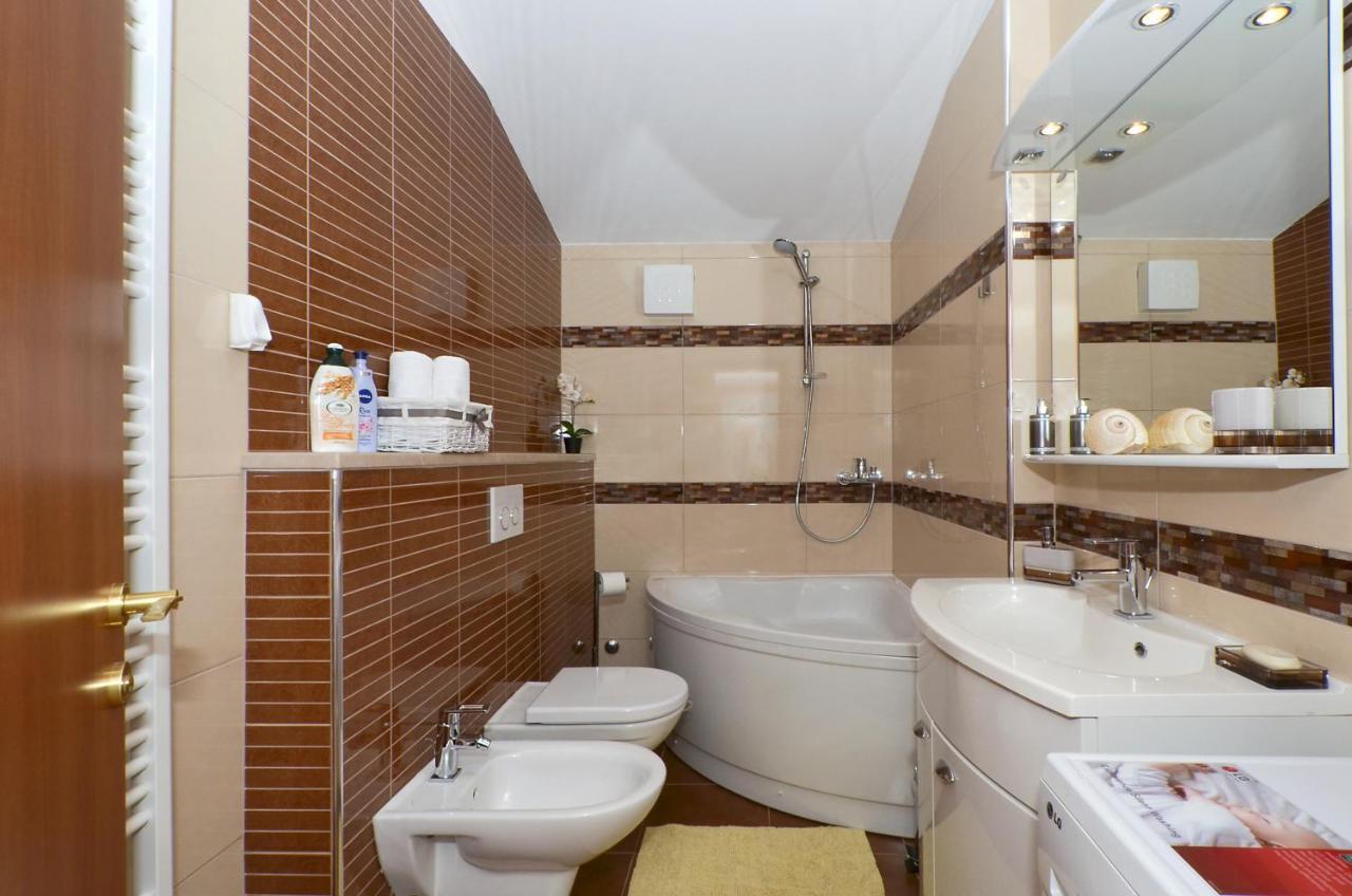 Apartmani Adela Solin Ngoại thất bức ảnh