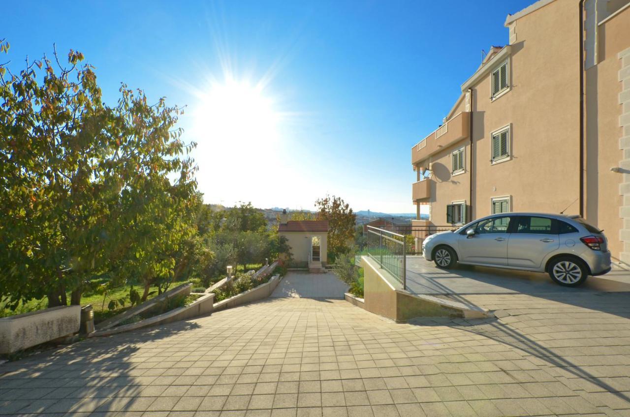 Apartmani Adela Solin Ngoại thất bức ảnh