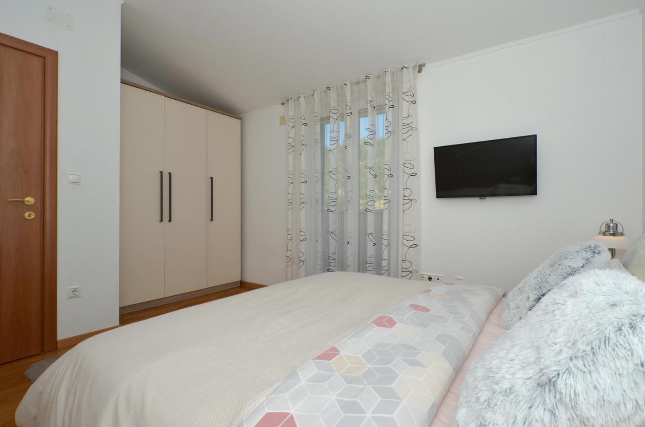 Apartmani Adela Solin Ngoại thất bức ảnh