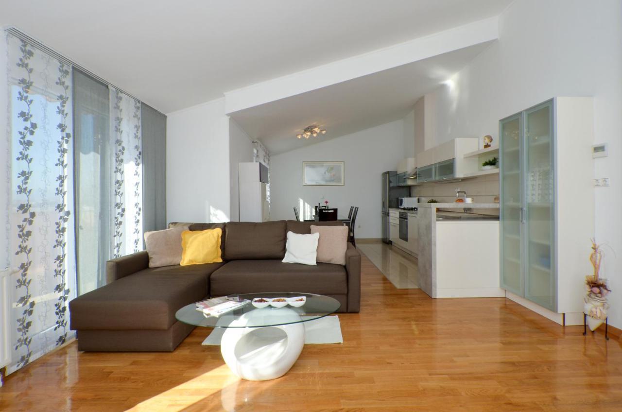 Apartmani Adela Solin Ngoại thất bức ảnh